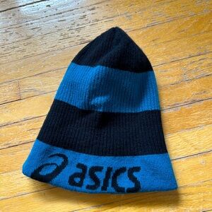 ASICS running toque